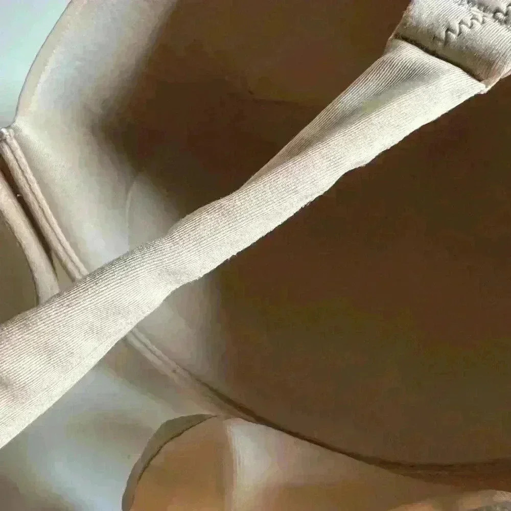 Cacique Beige 4 Hook Underwire Lightly Padded Ful… - image 4